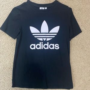 Adidas top